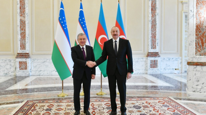 Prezidentlərin təkbətək görüşü başladı - YENİLƏNİB