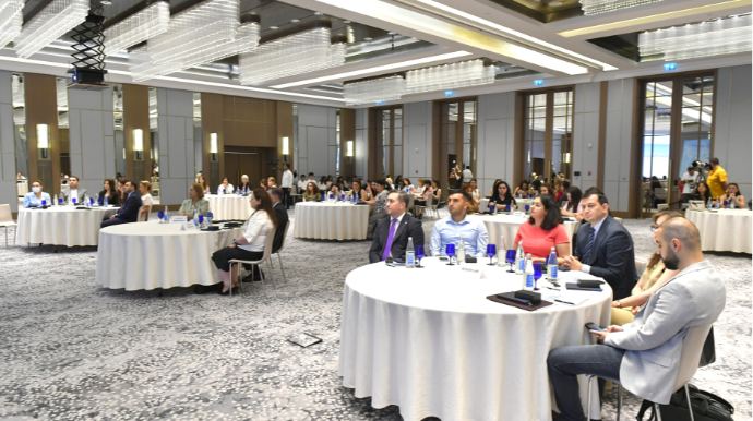 “Rəqəmsal sahibkarlıq” müsabiqəsinin qalibləri mükafatlandırılıblar - FOTO