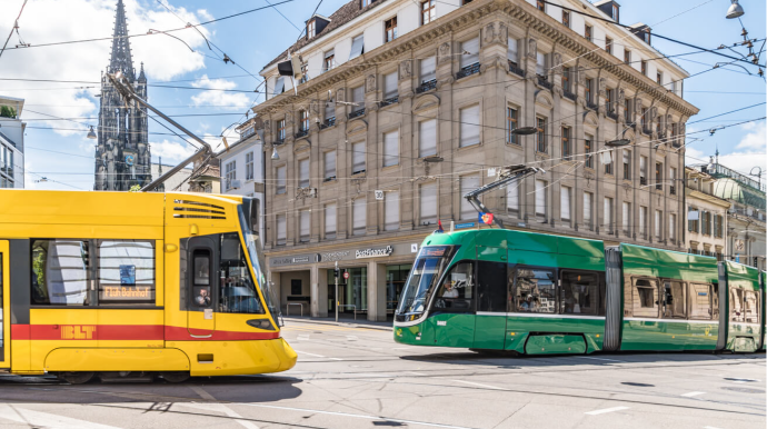 İsveçrədə bütün ictimai nəqliyyat pulsuz oldu - Səbəbi isə...