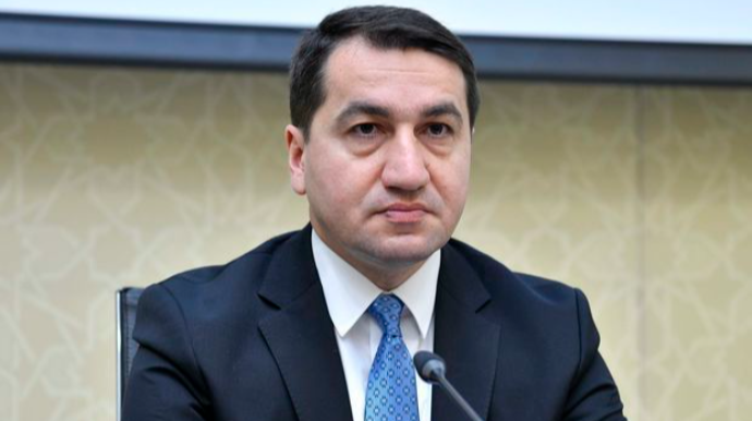 Помощник Президента Азербайджана: Франция стремится быть более армянски настроенной, чем сами армяне