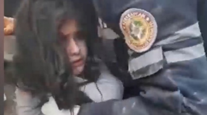 Azərbaycanın xilasediciləri 2 bacını 128 saat sonra dağıntılar altından xilas etdi  - VİDEO