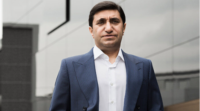 Qod Nisanov oğluna toy edir