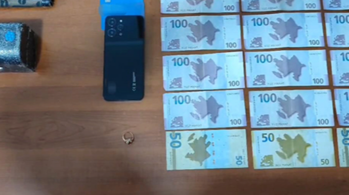 Astarada nəvə babasının evini taladı - FOTO