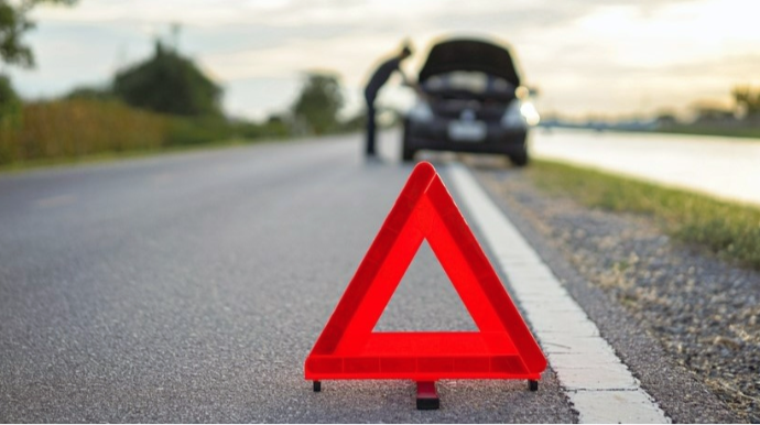 Gəncədə “BMW” və “Changan” toqquşdu - Xəsarət alanlar var - FOTOLAR 