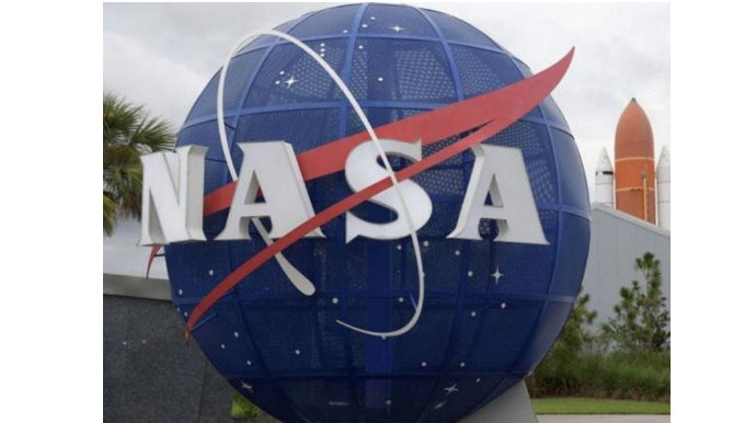 NASA  İlon Maskın şirkəti ilə müqavilə imzaladı