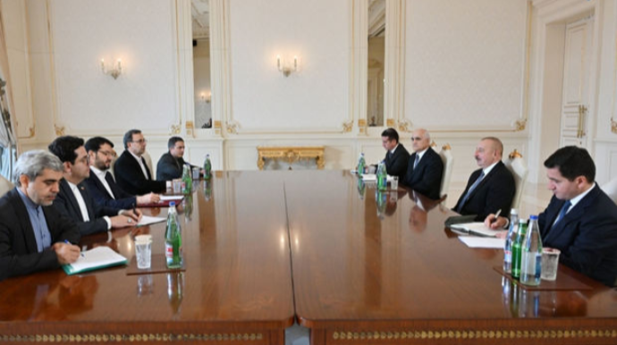 Prezident İranın yol və şəhərsalma nazirini qəbul etdi  - FOTO