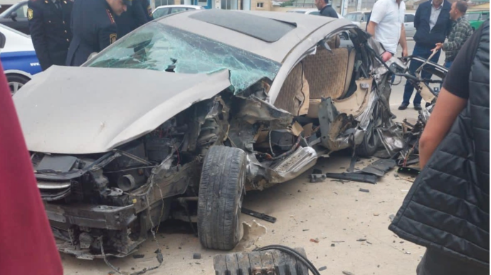 Biləsuvarda traktor avtomobillə toqquşub, ölən var   - FOTO - VİDEO