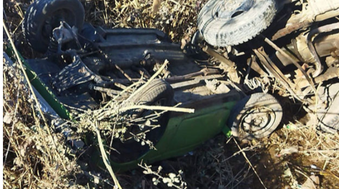 Beyləqanda üç maşın toqquşub, ikisi kanala aşıb   - FOTO