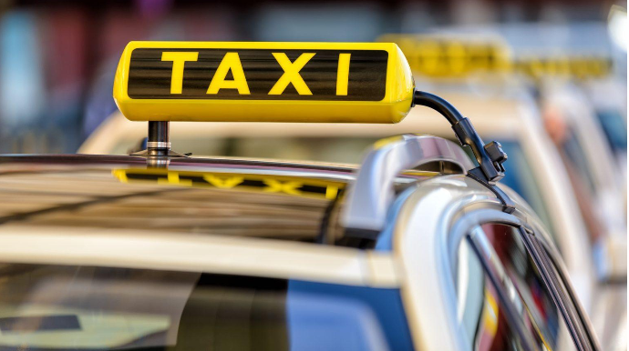 "Cib yandıran" taksi qiymətləri: İstifadə edənlərin sayı niyə artıb? 