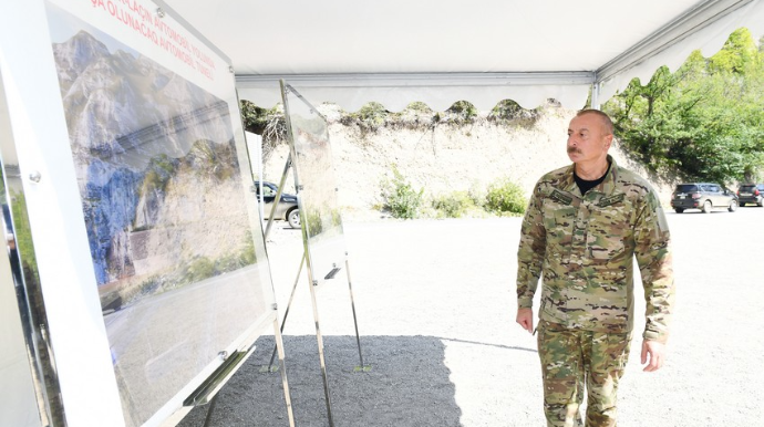 Kəlbəcərlə Laçını birləşdirən yeni yol çəkilir