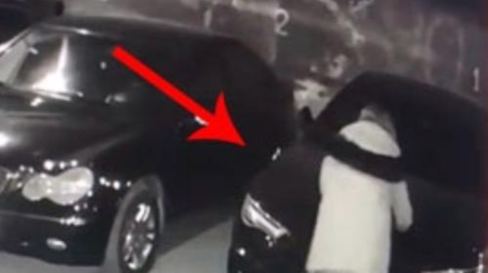 Bakıda maşınları cızıq-cızıq edən manyak peyda olub  - Polis hərəkətə keçdi