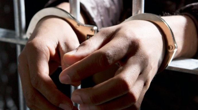 Azərbaycanda axtarışda olan şəxs cinayət başında yaxalandı 