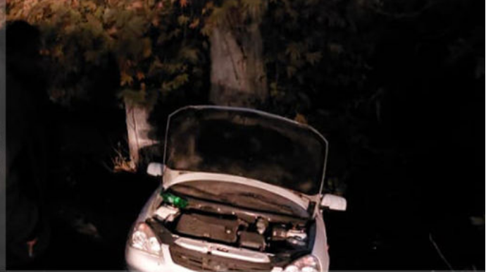 Göyçayda qəza:  Polislərin olduğu avtomobil qaz xəttinə çırpıldı, yaralılar var  - FOTO