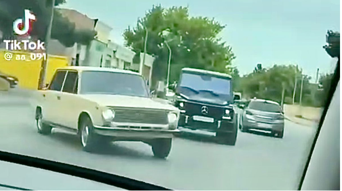 Xaçmazda sürücülər bəy-gəlin maşınının önünü kəsib “hoqqa” verdilər   - VİDEO