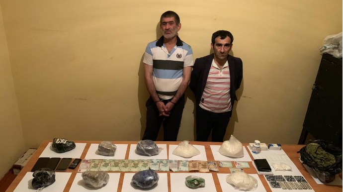 “Bakı Beynəlxalq Dəniz Ticarət Limanı”nın maşınından narkotik tapıldı   - FOTO 