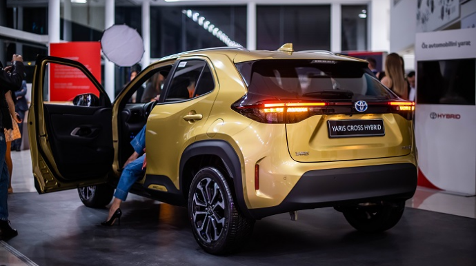 Azərbaycanda "Toyota Yaris Cross" modeli təqdim edildi - FOTO