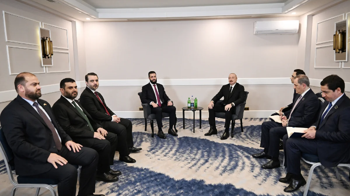 Əliyevlə Şaraa görüşdü - FOTOLAR 