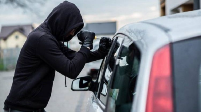 Avtomobillərdən oğurluq edən şəxs saxlanılıb