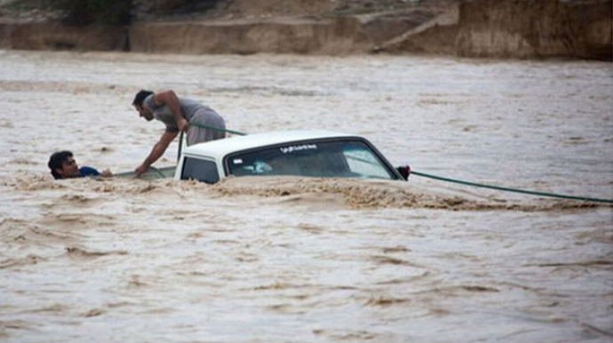İranda daşqın nəticəsində ölənlərin sayı 90-a çatıb - FOTO 