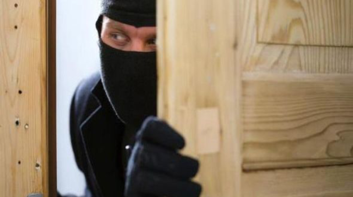 Paytaxtda oğurluq edən 5 nəfər saxlanıldı 