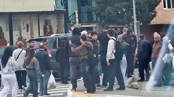 Sumqayıtda sürücü keçiddən keçən piyadanı vurdu    - VİDEO