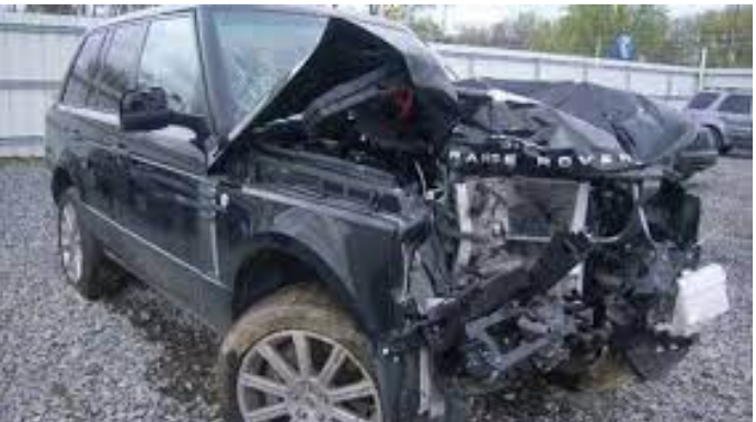 “Range Rover” piyadanı vuraraq öldürüb 