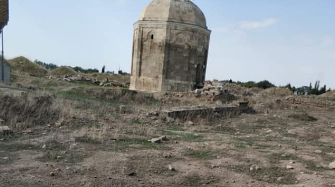 В результате армянского обстрела поврежден мавзолей Шейха Бабы в Физулинском районе  - ФОТО