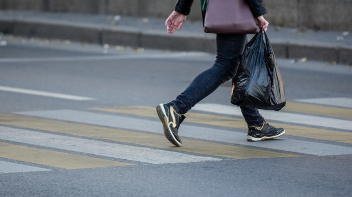 Bakıda 15 yaşlı gənc yol qəzasında xəsarət alıb  
