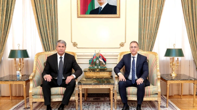 Vilayət Eyvazov serbiyalı həmkarı ilə görüşdü