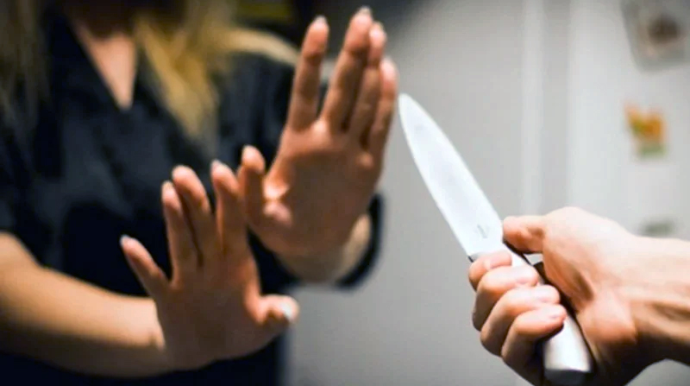 Sumqayıtda 38 yaşlı qadın bıçaqlandı 