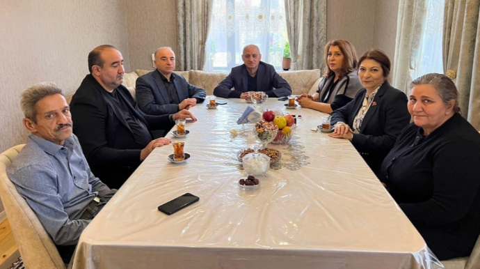 DİN yanında İctimai Şuranın üzvləri şəhid ailələrini ziyarət edib - FOTO