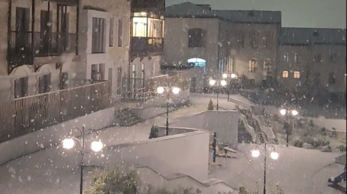 Şuşaya mövsümün ilk qarı yağdı 