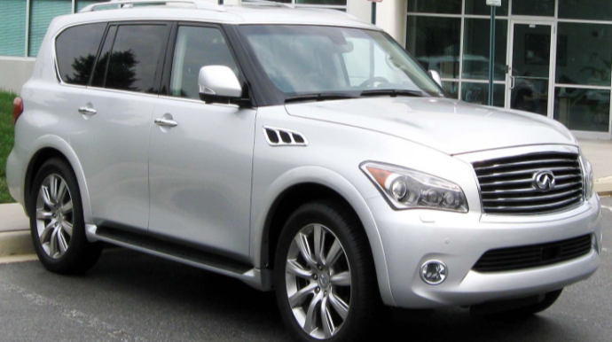 Əməkdar artistə naməlum adamlar 200 minlik maşın  bağışladı  - FOTO