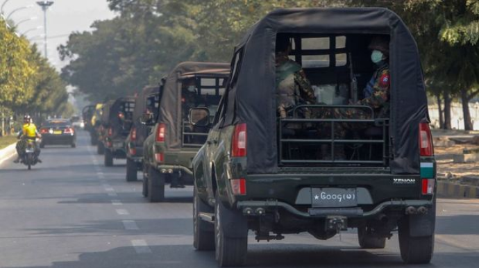 Siyasətçinin konvoyuna hücum: 12 nəfər öldü 