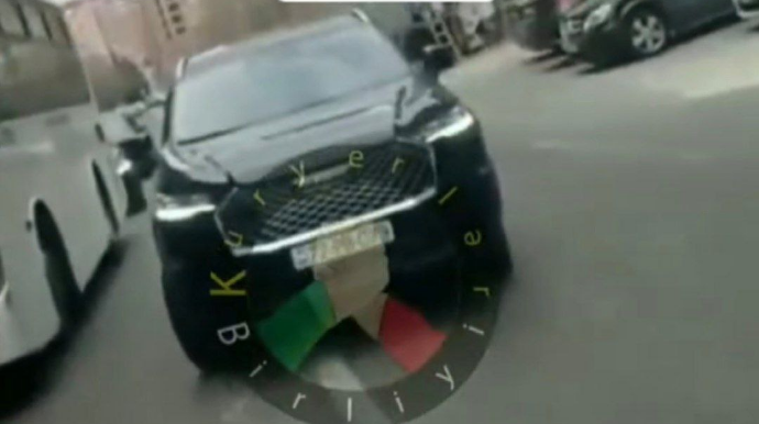 Bakıda əks yola çıxan sürücü motokuryeri vurub qaçdı   - VİDEO