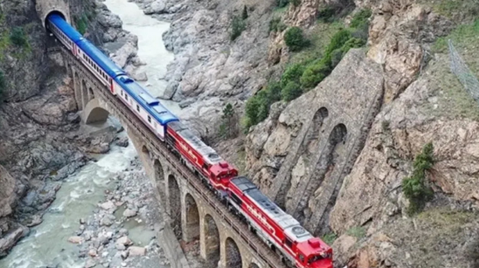 Turizm ekspresi fəaliyyətə başlayıb 