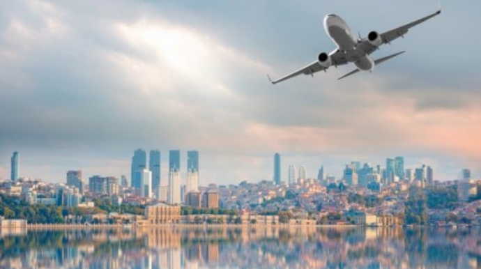 İstanbuldan gələn təyyarə Soçidə qəza enişi etdi 