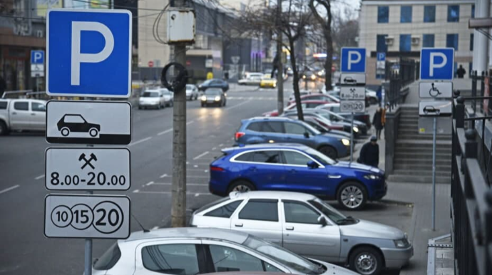 Bakıda bahalı parkinq qiymətləri: Narazılıq yaradır 