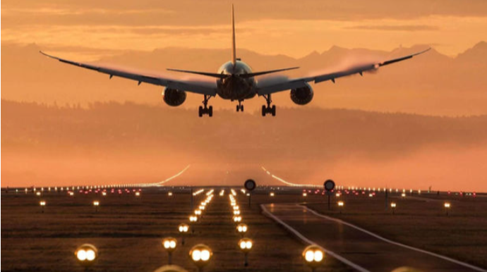 Rusiyanın üç hava limanında uçuşlar dayandırıldı - SƏBƏB 
