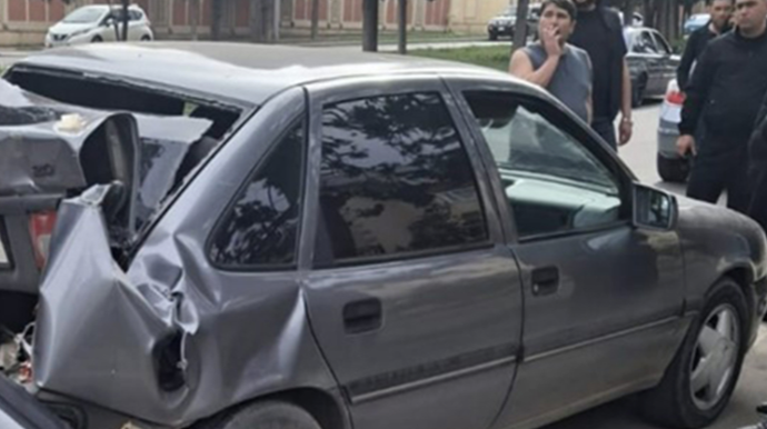 Maşınını təmir edərkən xəstəxanalıq oldu - FOTO