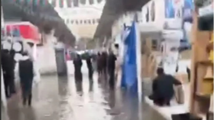 "Sədərək” ticarət mərkəzini su basdı - VİDEO