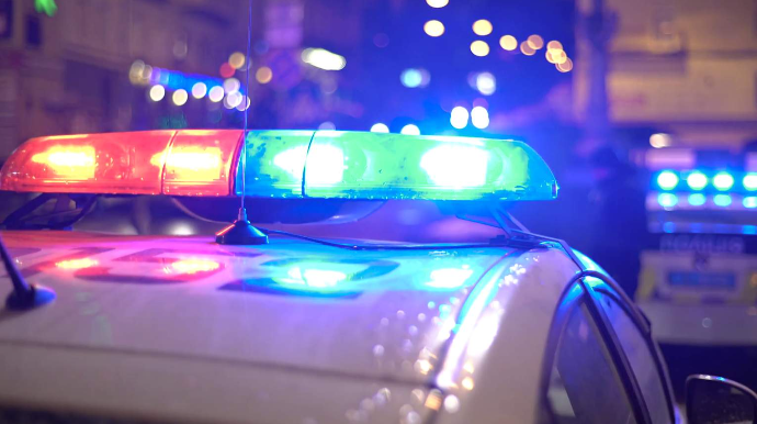Polis nizamsız manevrlər edən avtomobili saxladı; 15 yaşlı sürücü içkili çıxdı - VİDEO 