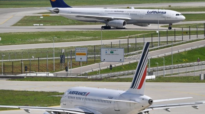 “Air France” və “Lufthansa” Pakistan üzərindən uçuşları dayandırıb