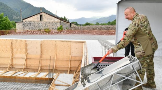 Cəbrayılda 35 kilovoltluq yarımstansiyanın və Rəqəmsal İdarəetmə Mərkəzinin təməli qoyulub 