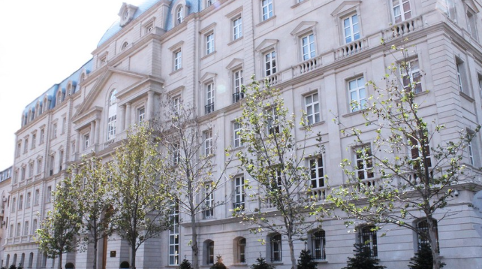 Maliyyə Nazirliyinin aparat rəhbəri dəyişib 