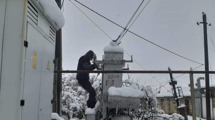 Güclü qar Cəlilabadın 90 kəndini işıqsız qoyub  - FOTO