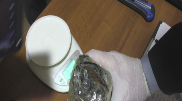 Ağdaşda narkokuryer saxlanılıb 