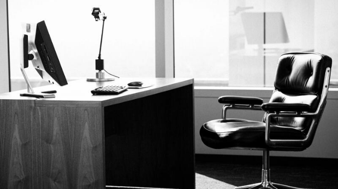 Azərbaycanda məşhur müğənniyə vəzifə verildi  - FOTO