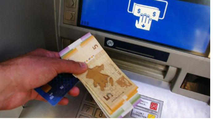 Bağlanan banklardakı bütün əmanətləri geri qaytarlıacaq - MİLLƏT VƏKİLİ 