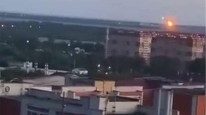 Rusiyada təyyarənin qəzaya düşmə anı - VİDEO